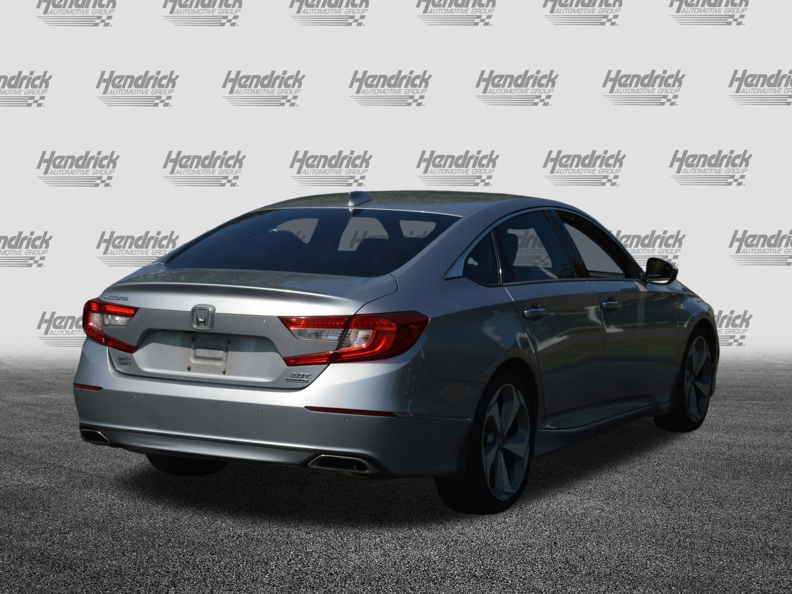 Used 2018 Honda Accord Touring image 7