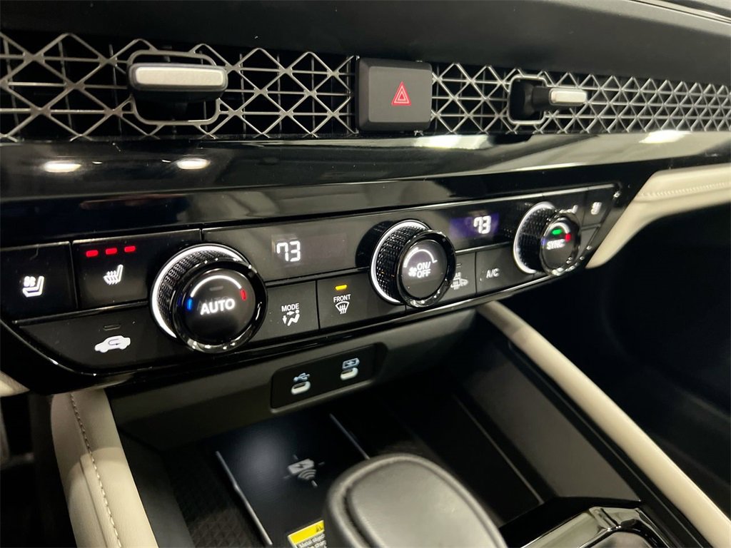 Used 2023 Honda Accord Touring image 15