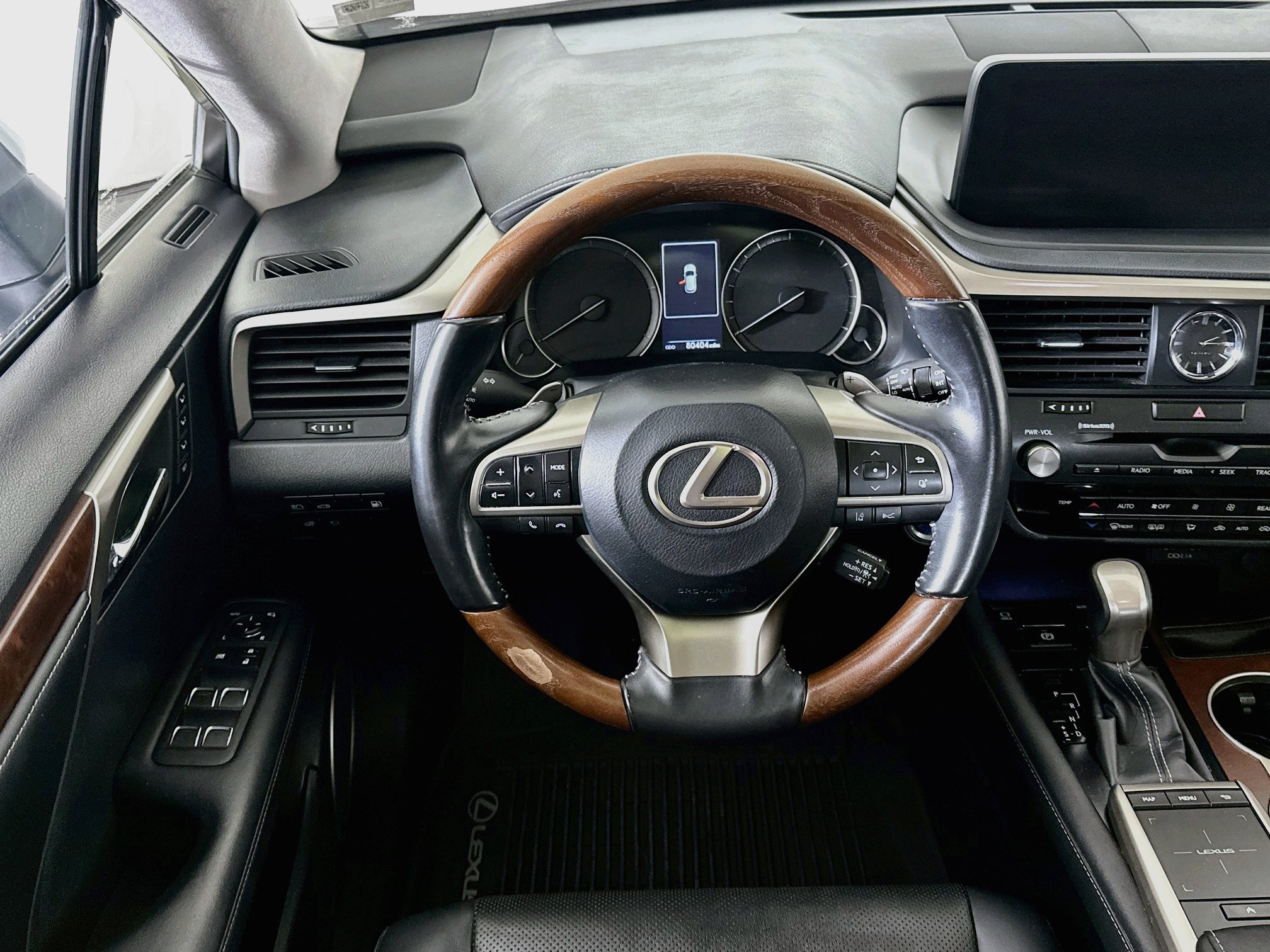 Used 2020 Lexus RX 450hL AWD w/ Premium Package image 18