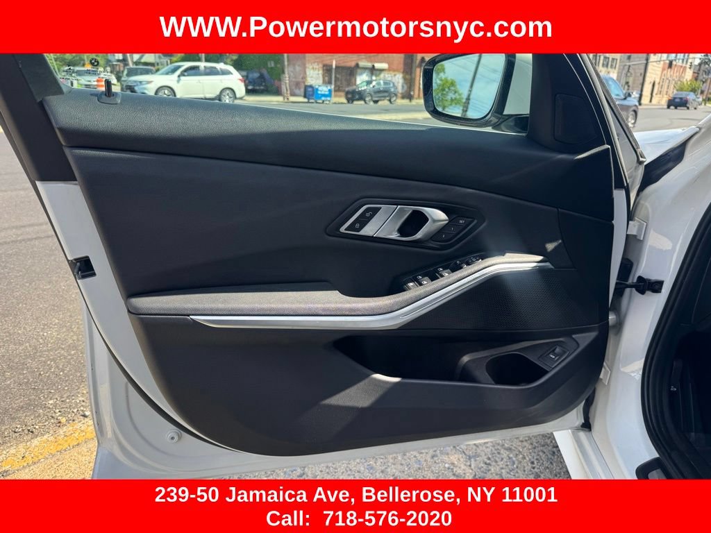 Used 2021 BMW 330i xDrive Sedan w/ Convenience Package AWD/4WD image 20