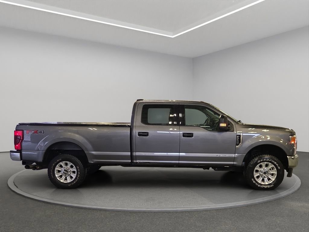 Used 2022 Ford F250 XLT w/ FX4 Off-Road Package AWD/4WD image 8
