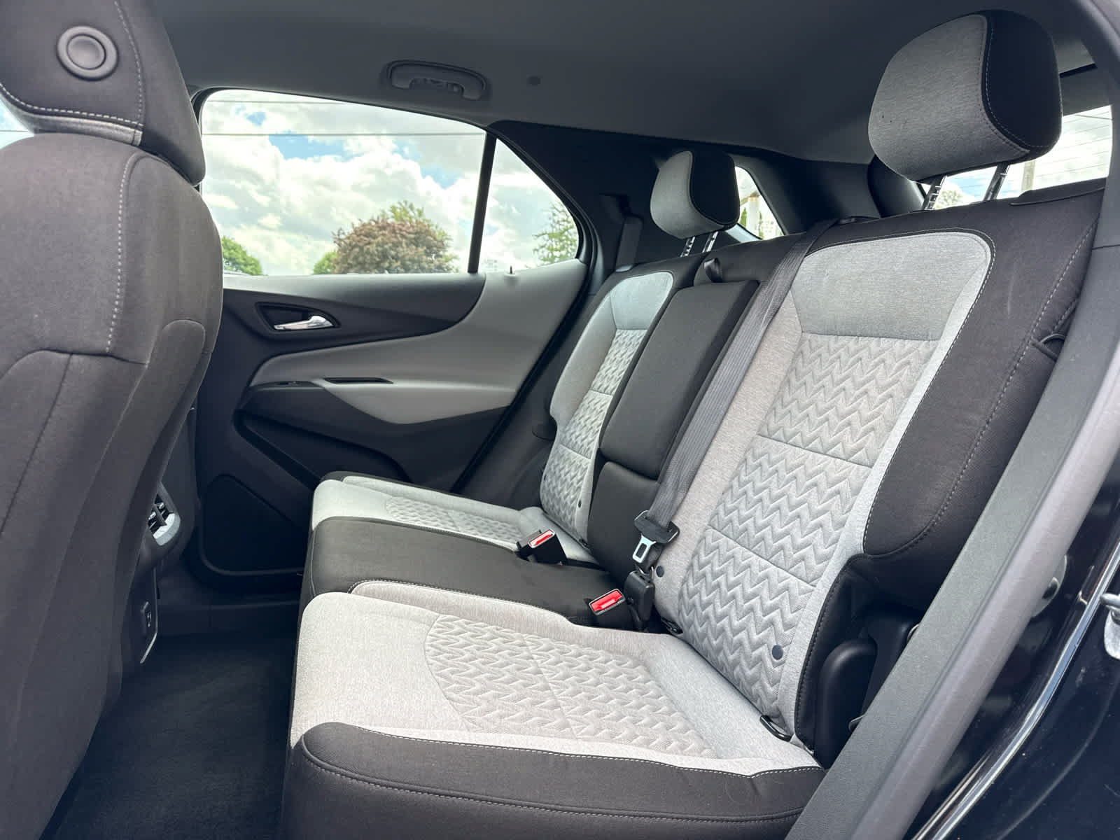 Certified 2024 Chevrolet Equinox LS FWD image 21