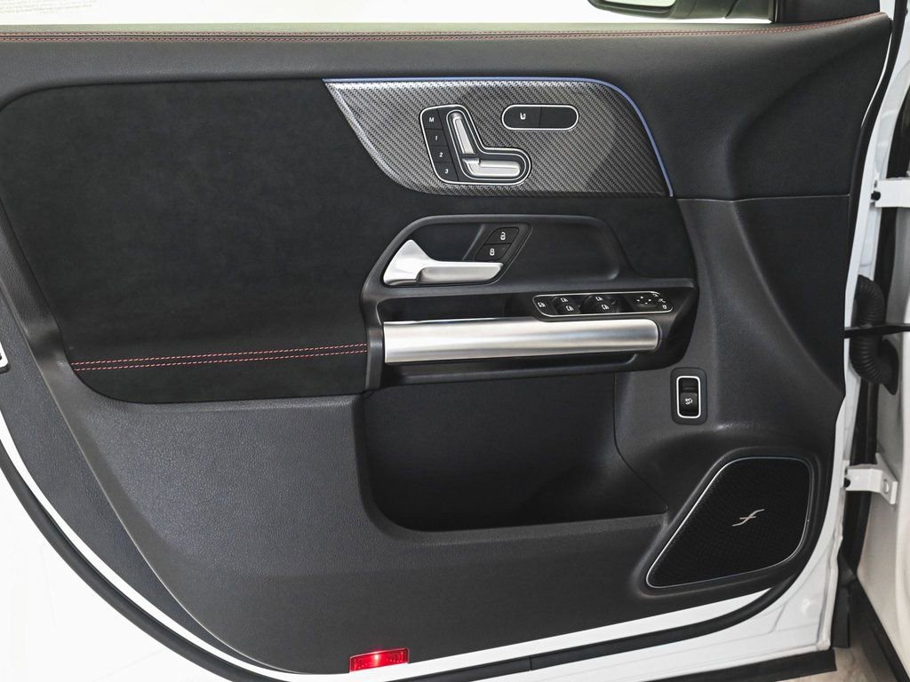 Used 2024 Mercedes-Benz GLA 35 AMG 4MATIC image 8