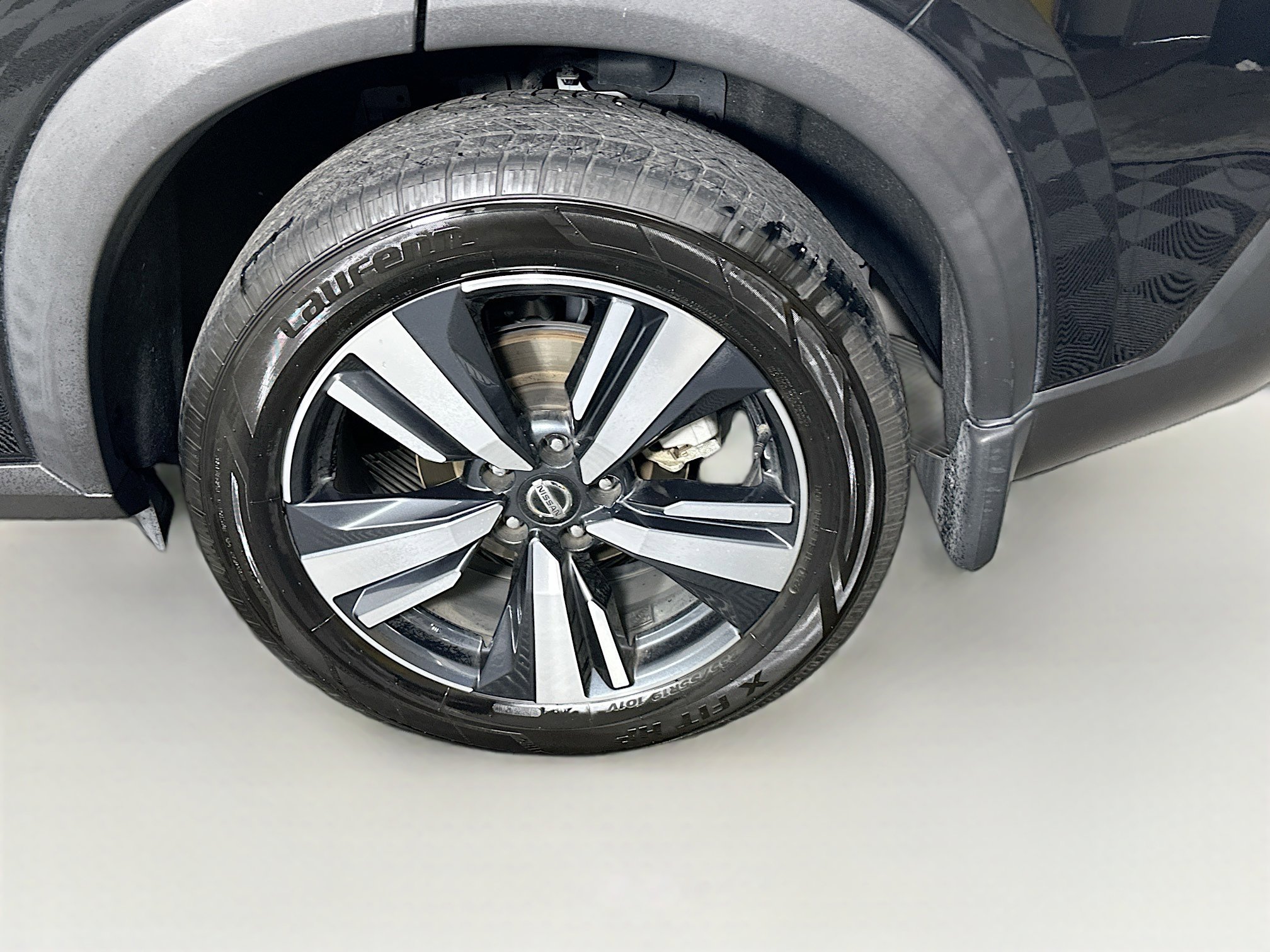 Used 2021 Nissan Rogue SL FWD image 11