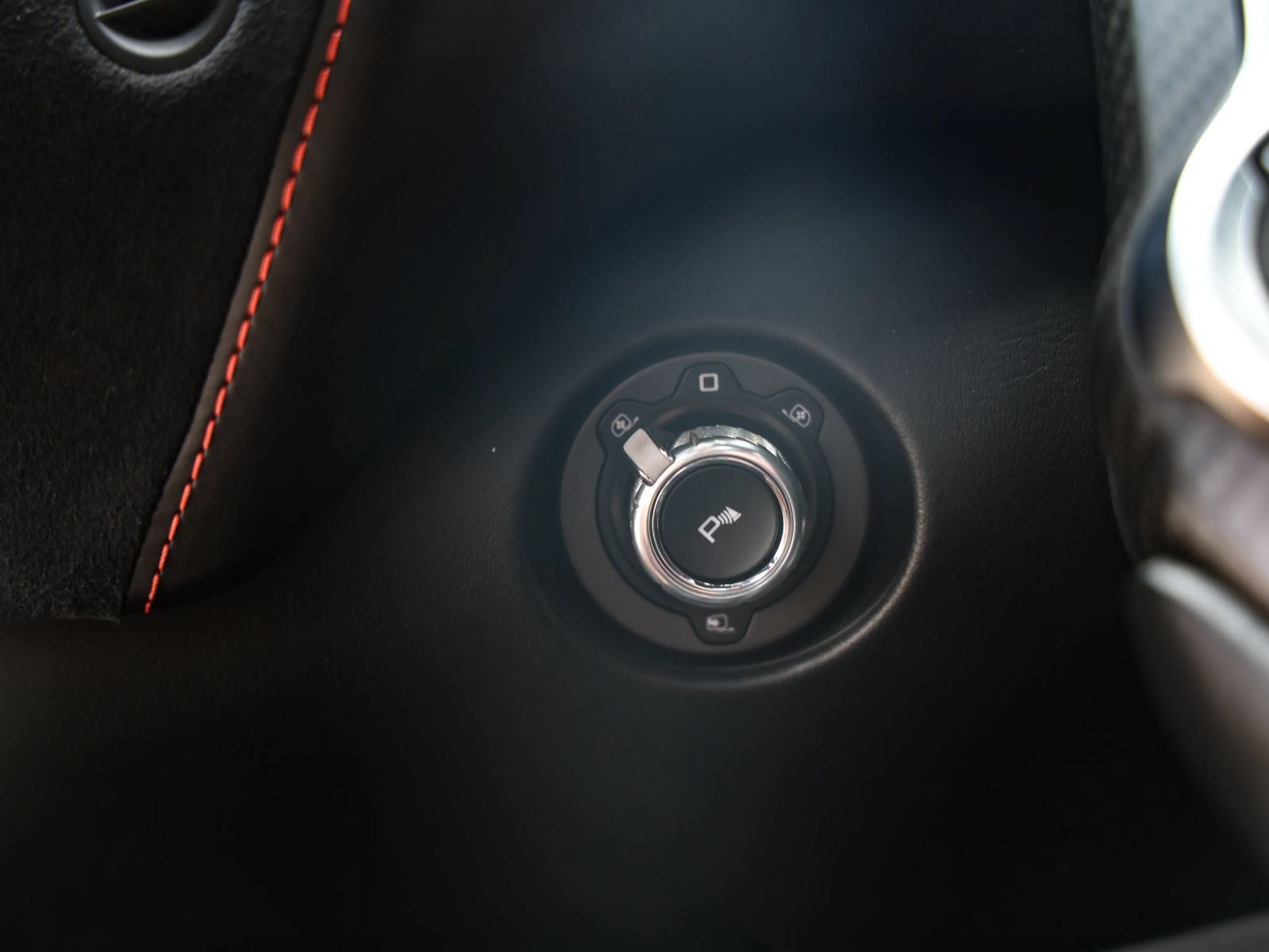 Used 2020 McLaren 720S Spider RWD image 47