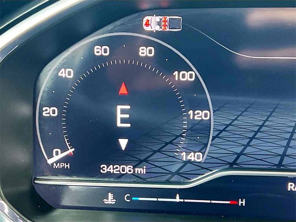 Used 2025 GMC Sierra 1500 SLT image 12