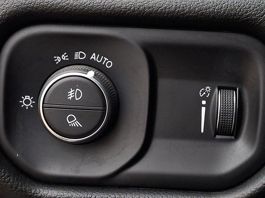 Used 2023 RAM 1500 Big Horn image 26