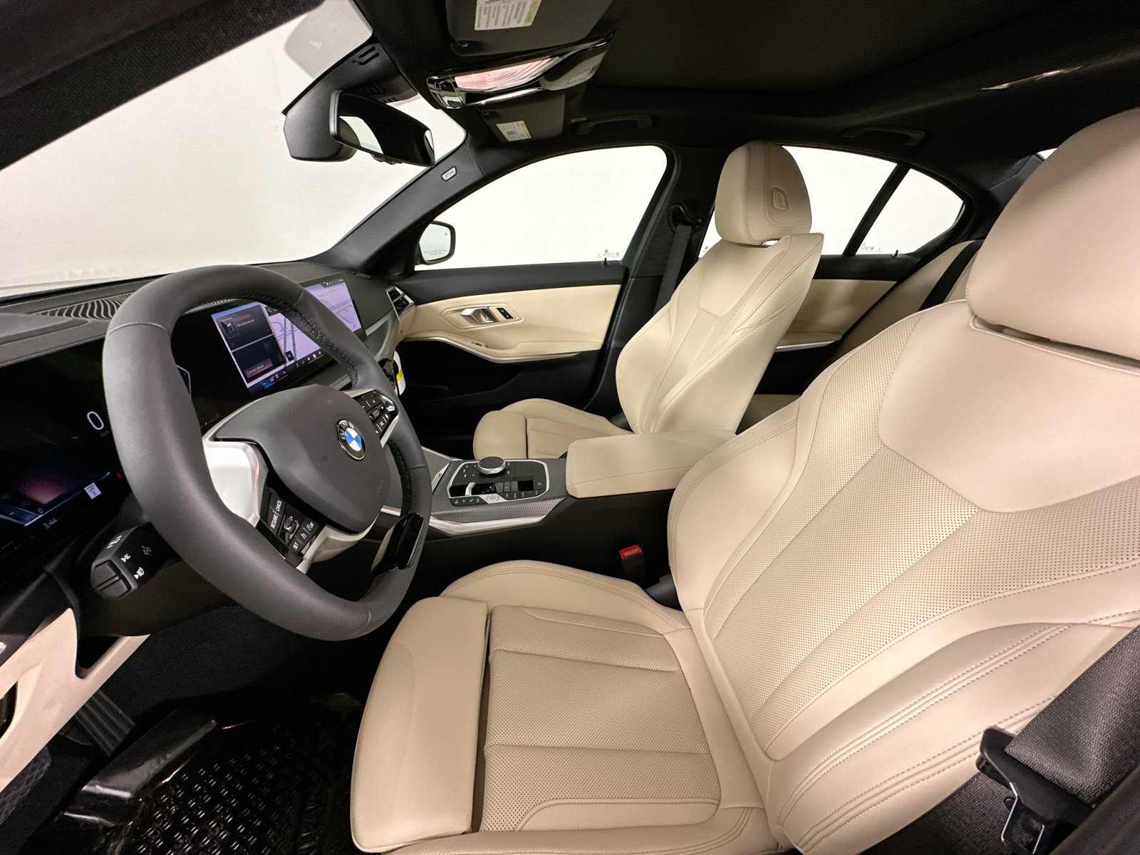 New 2026 BMW 330i xDrive Sedan w/ Premium Package AWD/4WD image 34
