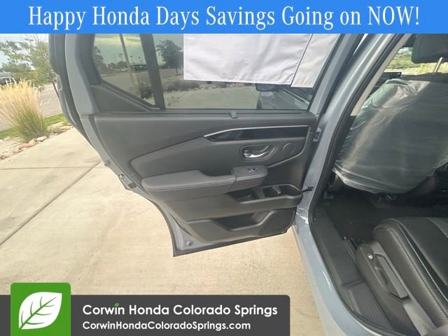 New 2025 Honda Pilot Touring image 23