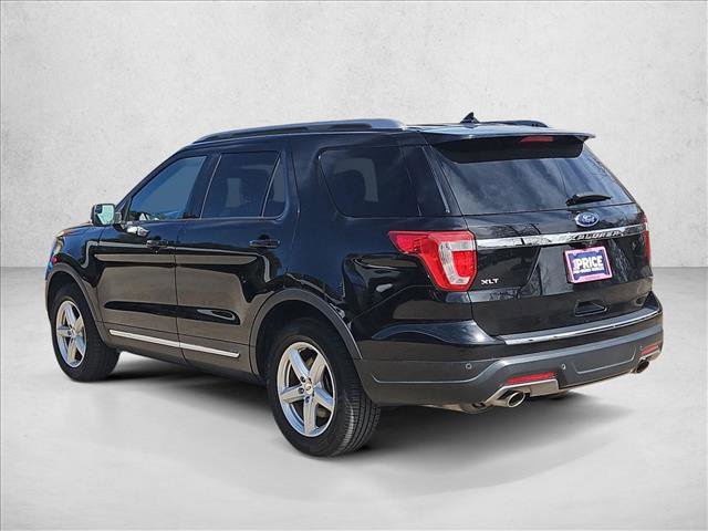 Used 2018 Ford Explorer XLT w/ Equipment Group 201A image 8