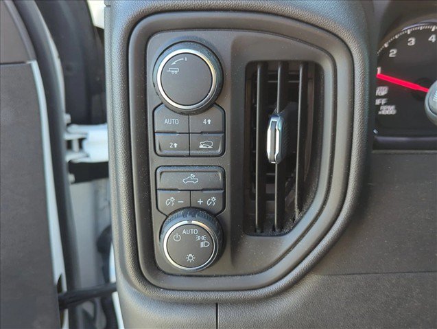 Used 2022 Chevrolet Silverado 1500 W/T w/ WT Value Package AWD/4WD image 10