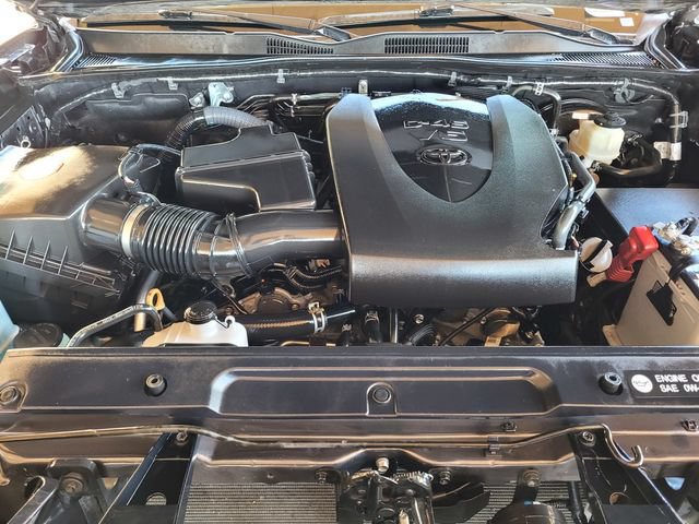 Certified 2017 Toyota Tacoma TRD Sport w/ Premium & Technology Package AWD/4WD image 34