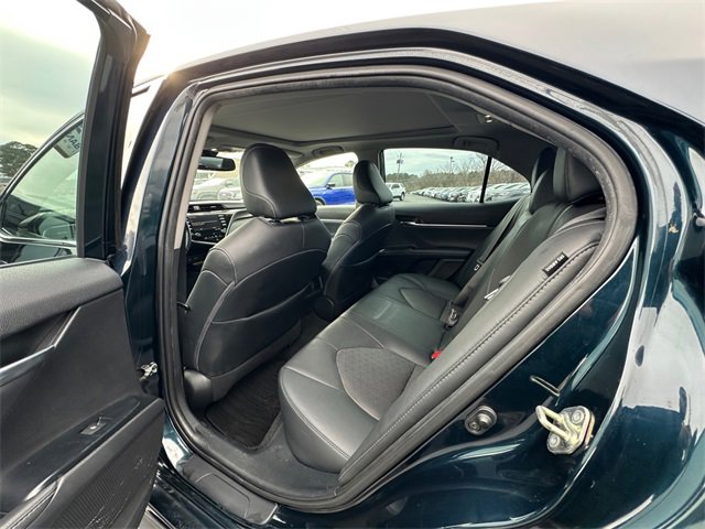 Used 2020 Toyota Camry XSE image 18