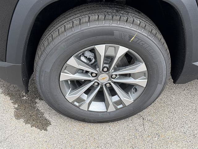 New 2027 Chevrolet Equinox LT w/ Convenience Package II AWD/4WD image 10