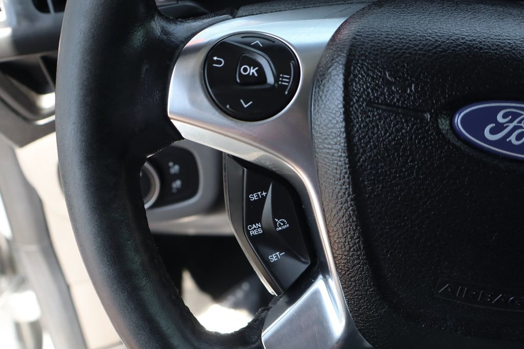 Used 2019 Ford Transit Connect XLT image 24