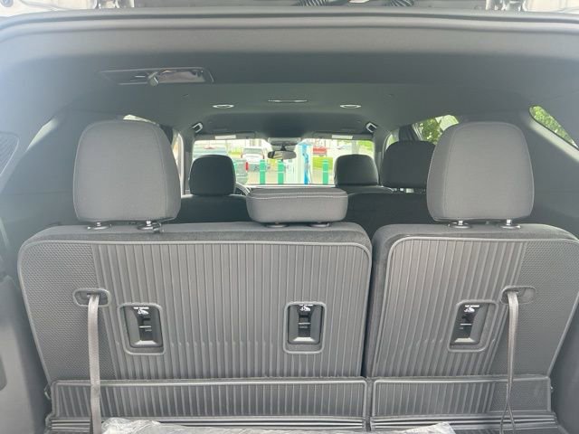 New 2026 Chevrolet Traverse LT w/ LPO, Floor Liner Package AWD/4WD image 13