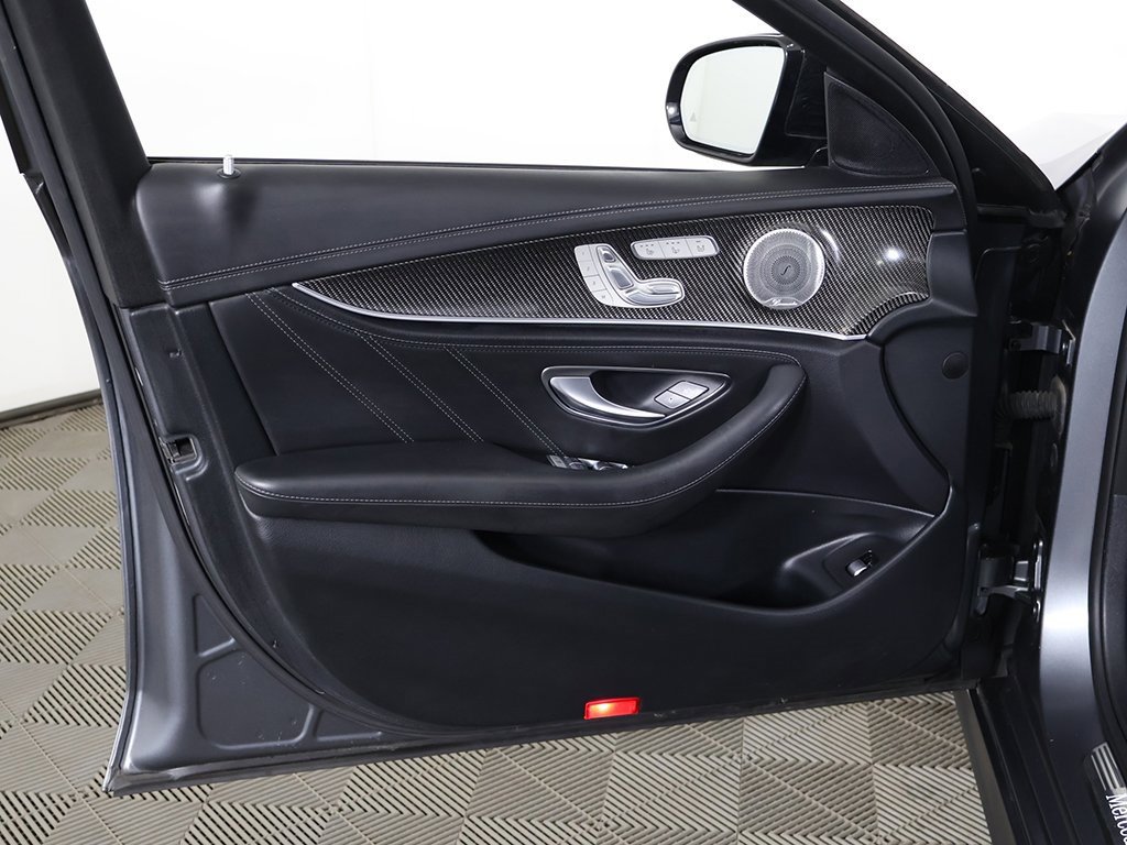 Used 2020 Mercedes-Benz E 63 AMG S image 29