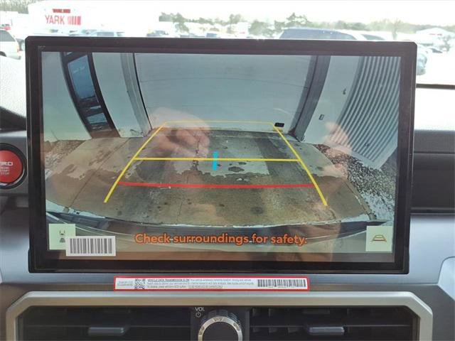 Certified 2025 Toyota Tacoma TRD Off-Road image 16