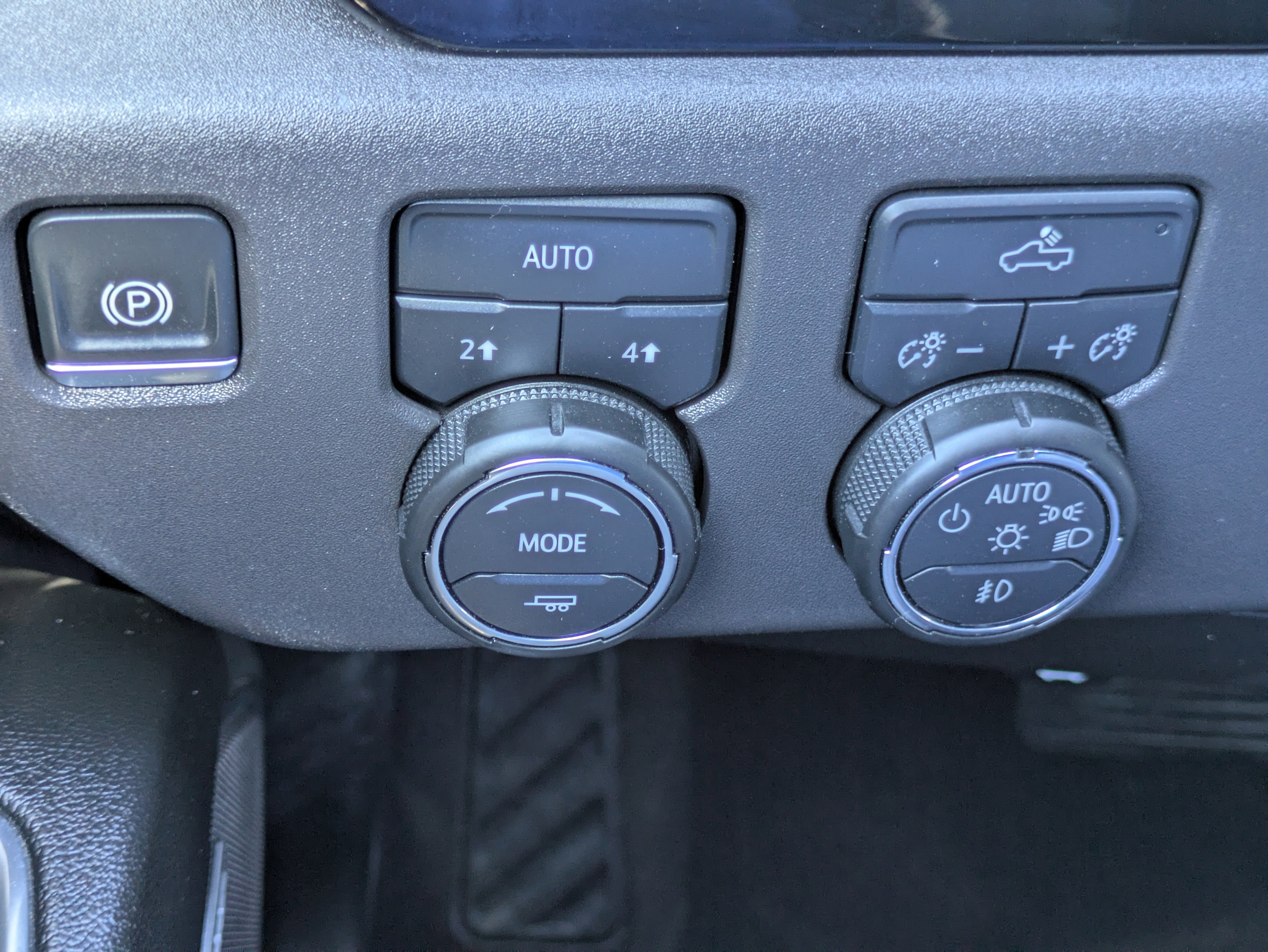 Used 2024 Chevrolet Silverado 1500 RST w/ Convenience Package II image 14