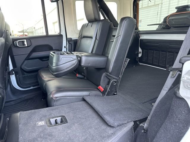 Used 2022 Jeep Wrangler Unlimited Rubicon w/ Cold Weather Group image 49
