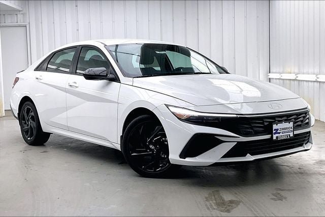 New 2026 Hyundai Elantra SEL