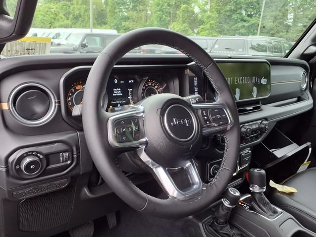 New 2025 Jeep Wrangler Unlimited Sahara AWD/4WD image 14