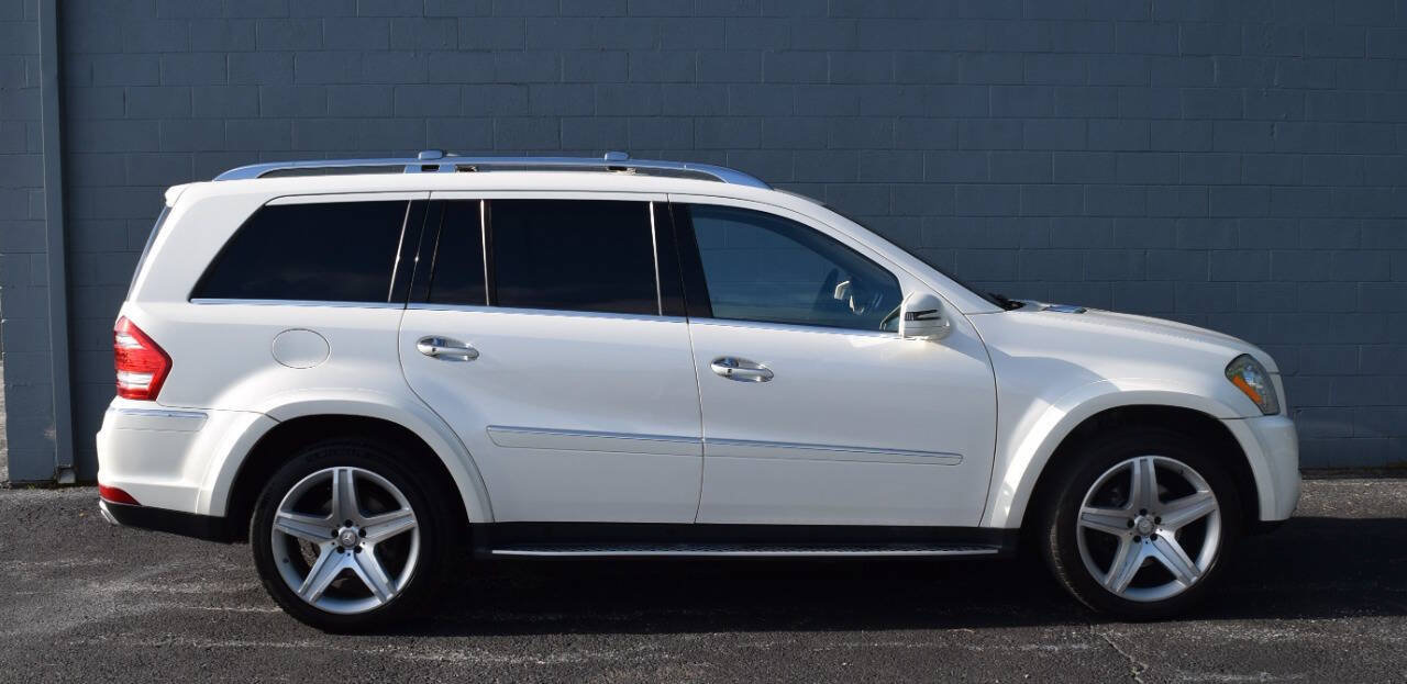 Used 2011 Mercedes-Benz GL 550 4MATIC image 15