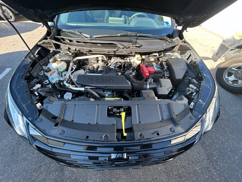 Used 2026 Nissan Rogue Dark Armor AWD/4WD image 10