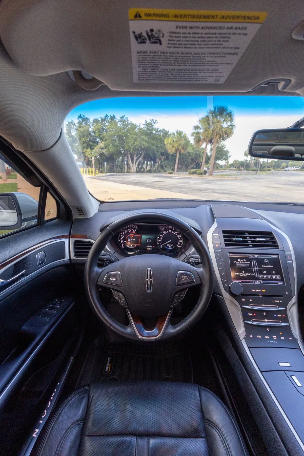 Used 2016 Lincoln MKZ w/ Equipment Group 300A Reserve FWD image 22