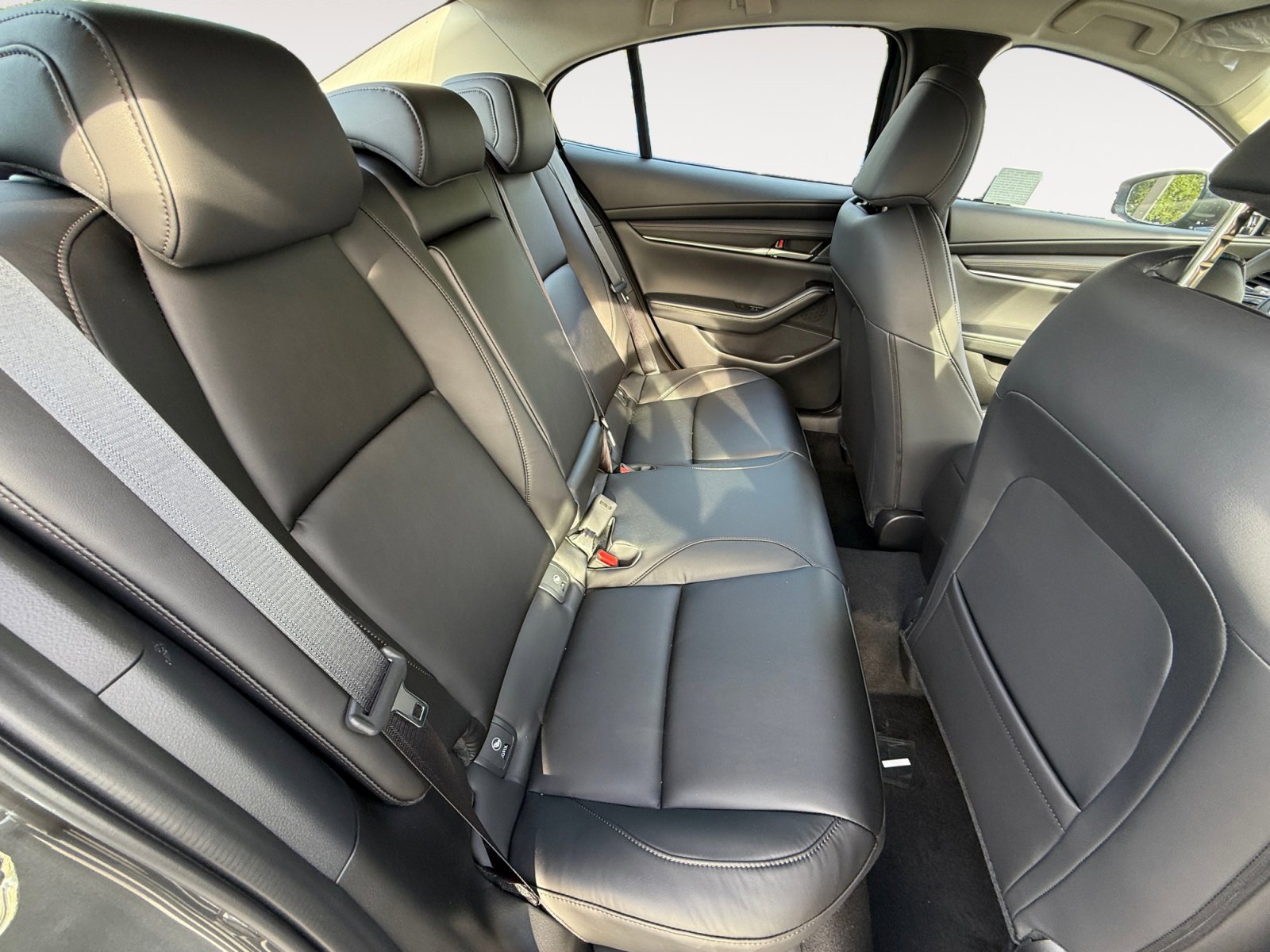 New 2026 MAZDA MAZDA3 2.5 S Sedan w/ Preferred Pkg FWD image 18