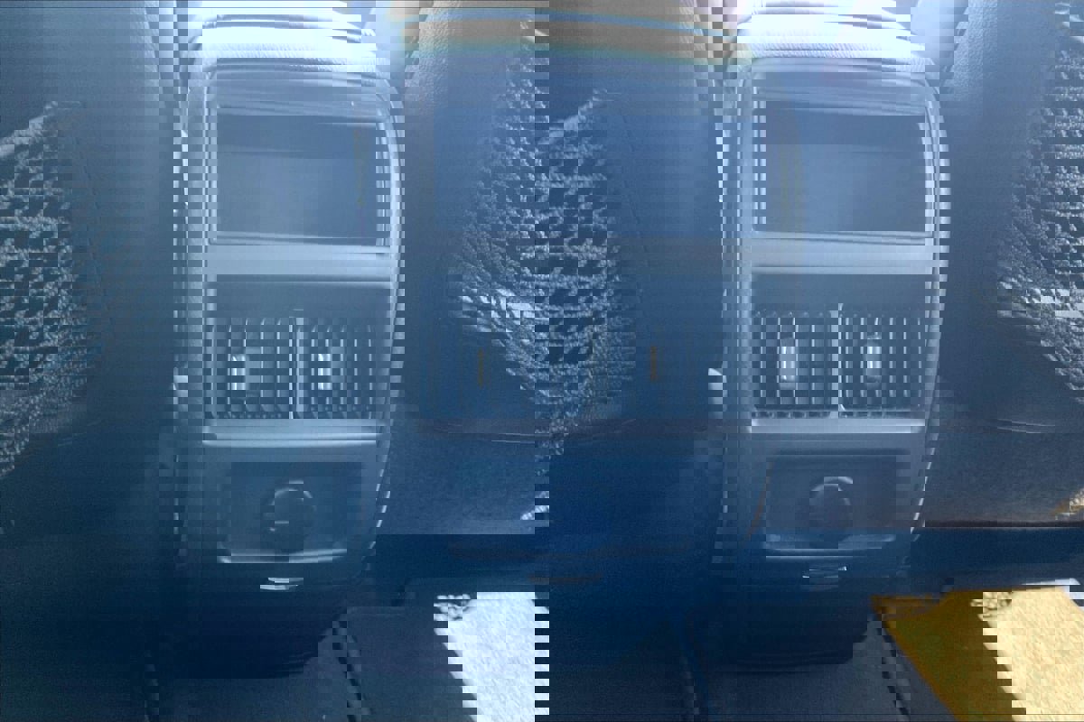 Used 2016 Cadillac SRX Luxury image 31