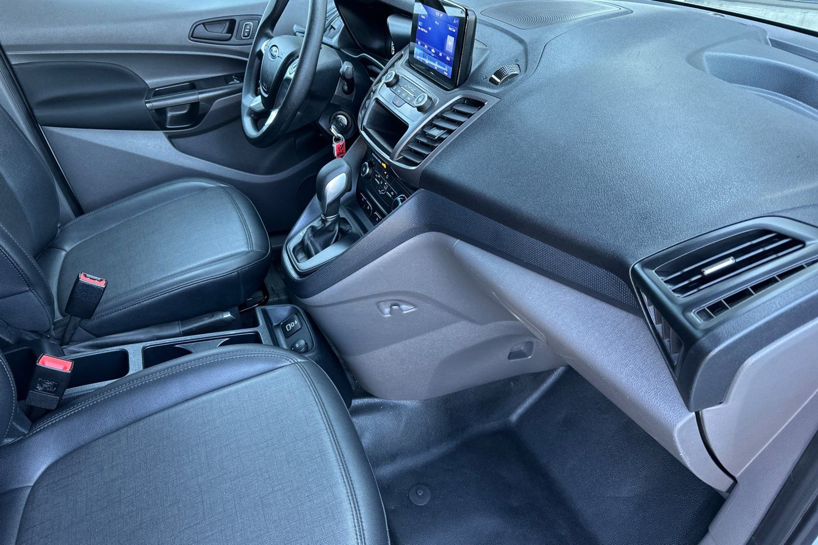 Certified 2023 Ford Transit Connect XL image 17