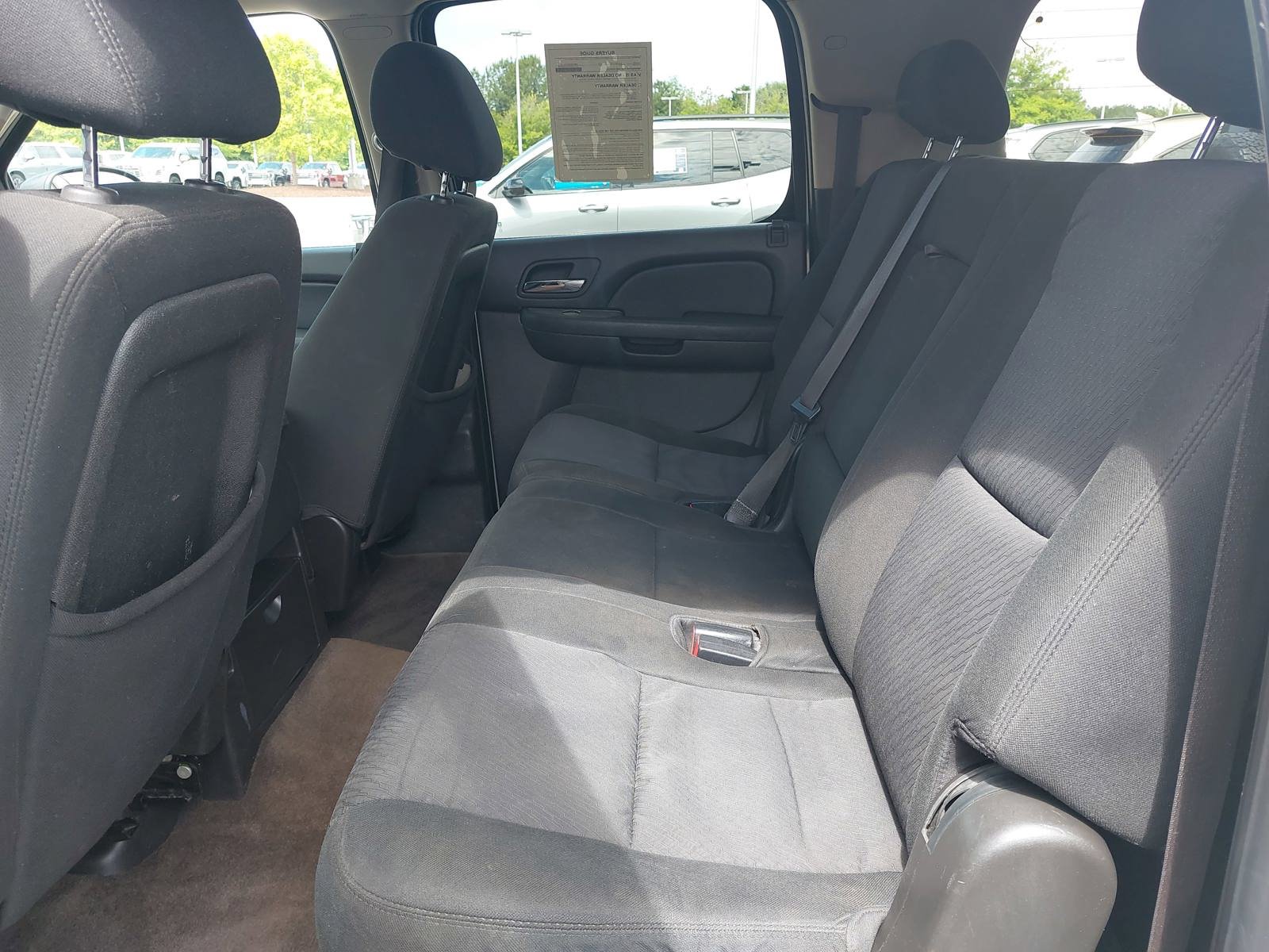 Used 2010 Chevrolet Suburban LS RWD image 13