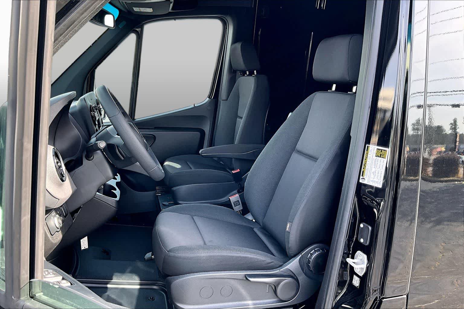 New 2026 Mercedes-Benz Sprinter 2500 image 7