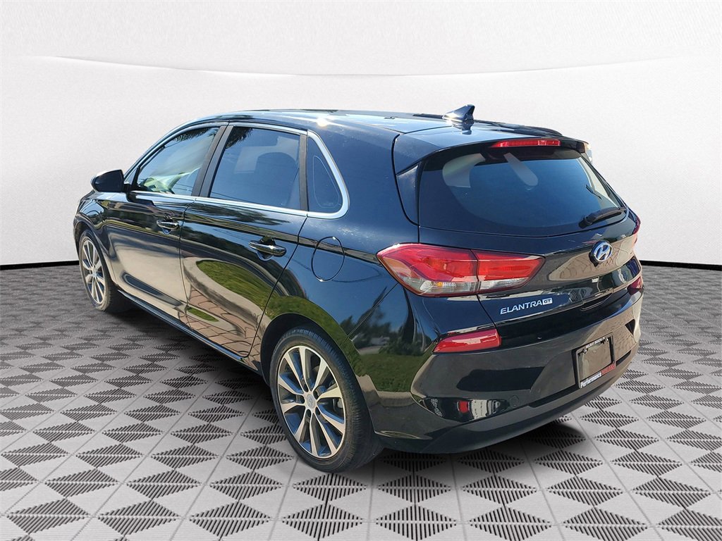 Used 2018 Hyundai Elantra GT image 4
