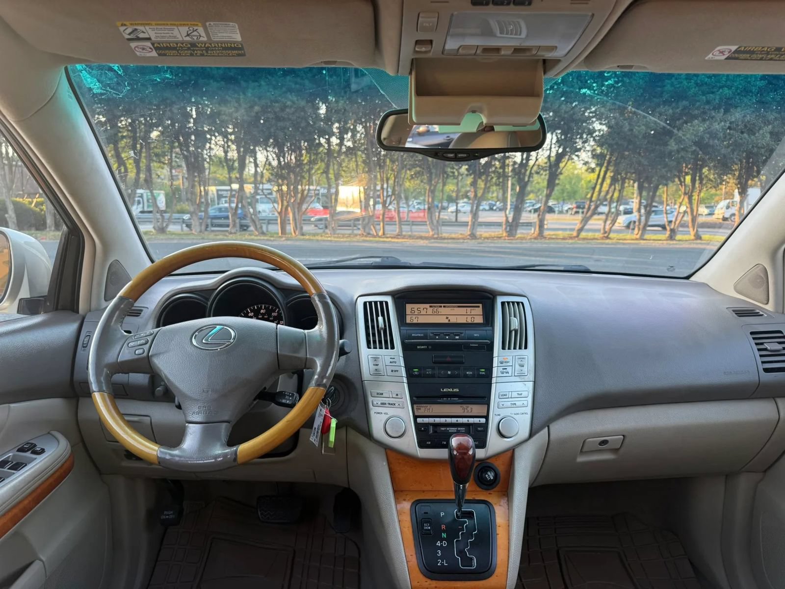 Used 2005 Lexus RX 330 FWD image 10