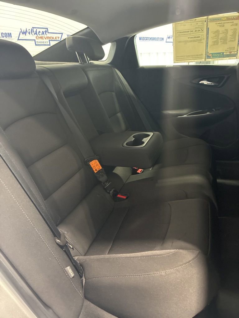 Used 2019 Chevrolet Malibu LT image 33