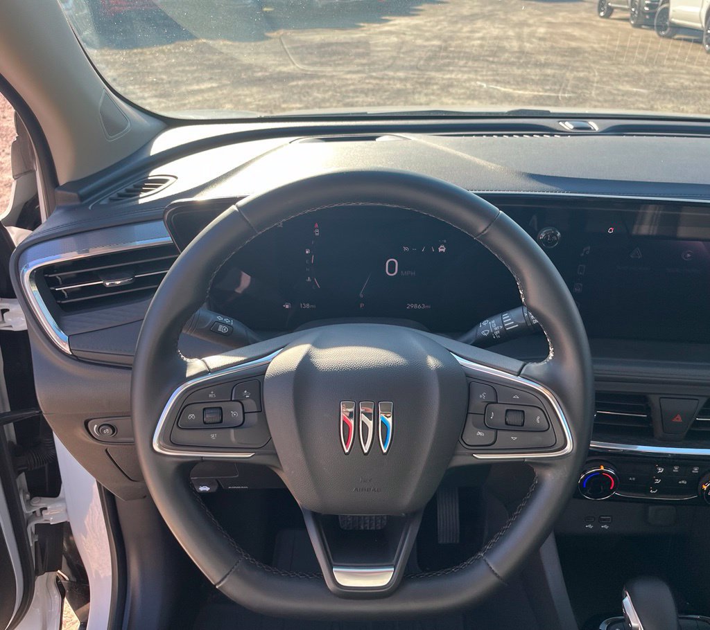 Used 2024 Buick Encore GX Sport Touring FWD image 21