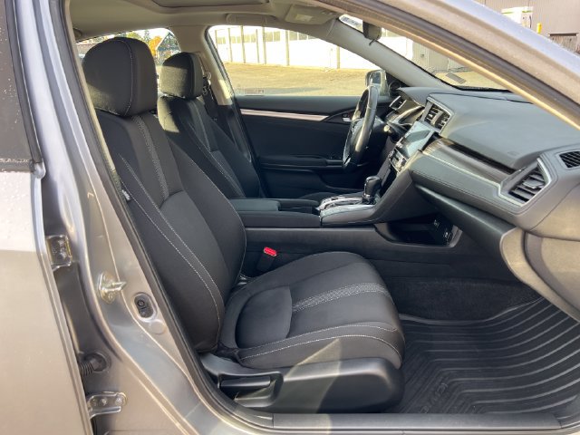 Used 2019 Honda Civic EX image 9