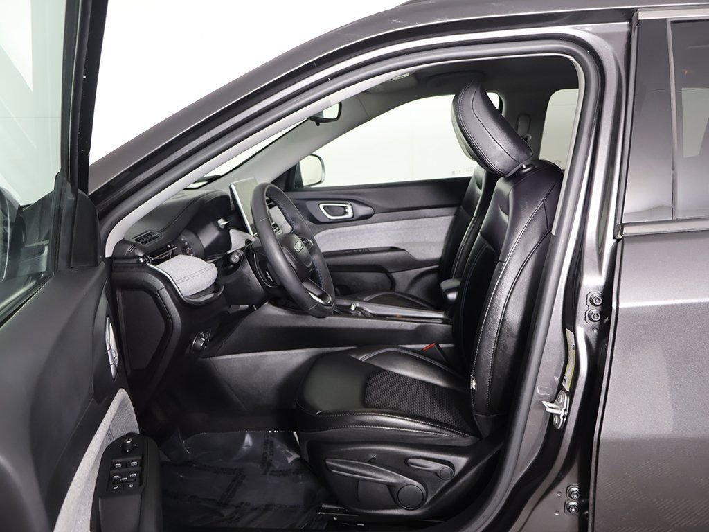 Used 2022 Jeep Compass Latitude image 26