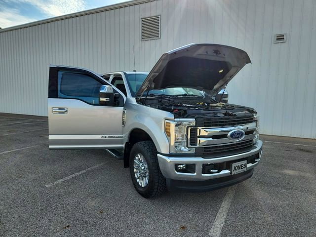 Used 2018 Ford F250 XLT w/ XLT Premium Package AWD/4WD image 11