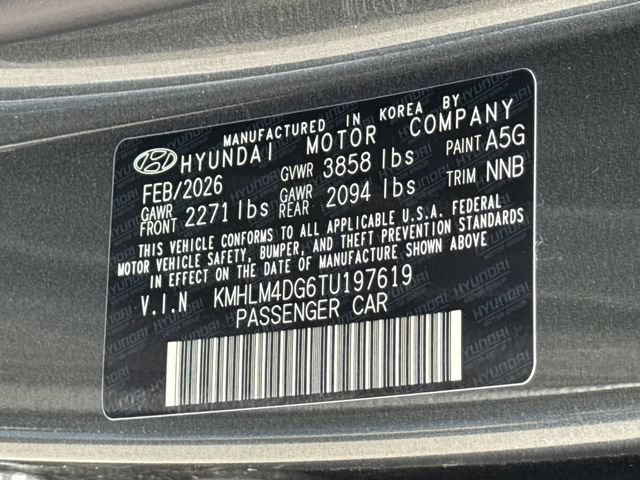 New 2026 Hyundai Elantra Sport FWD image 32