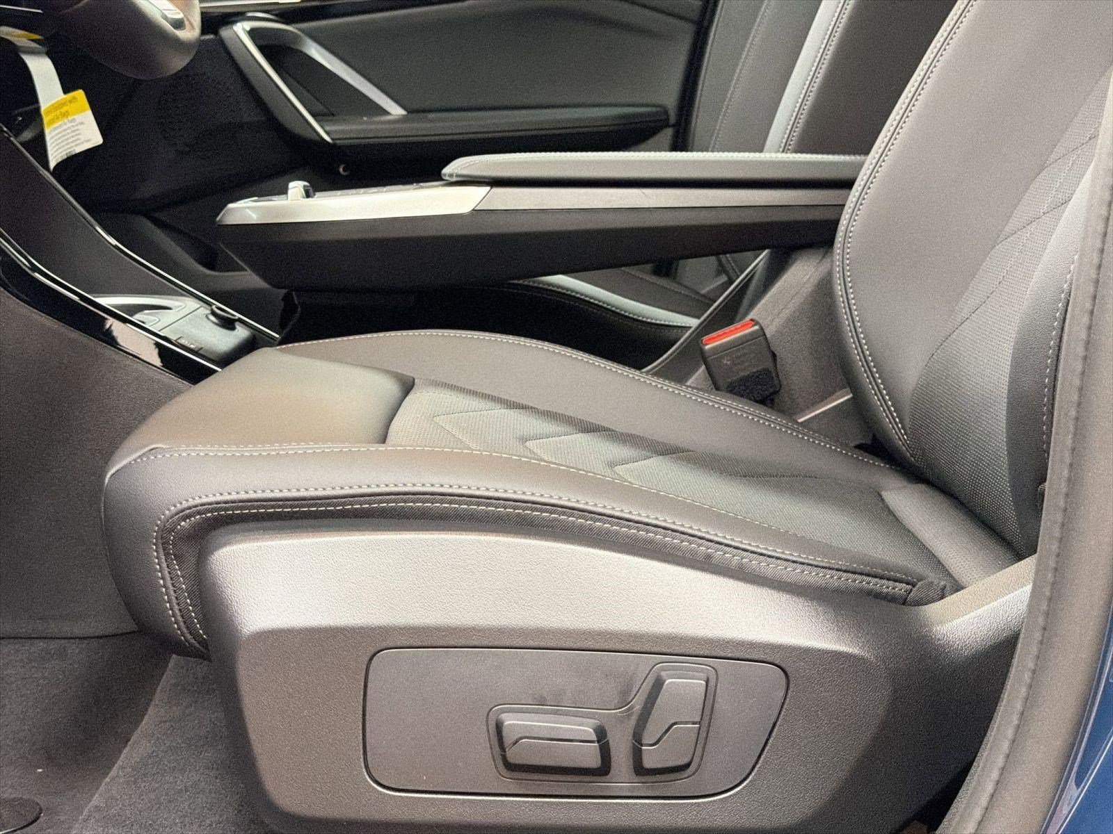 Used 2026 BMW X1 xDrive28i w/ Convenience Package AWD/4WD image 14