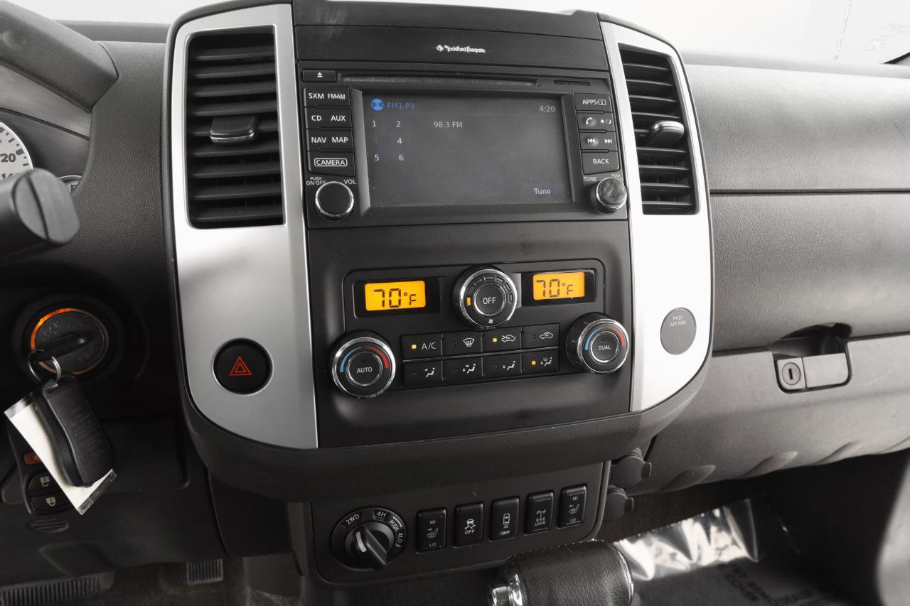 Used 2015 Nissan Frontier PRO-4X image 18
