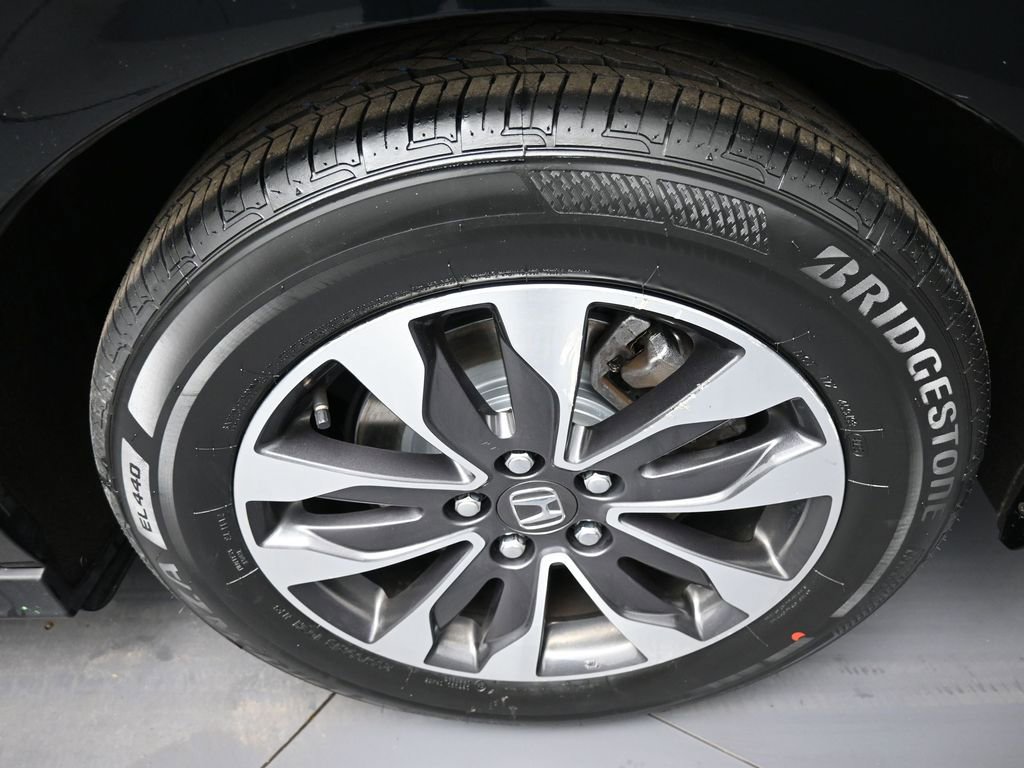 Certified 2024 Honda Odyssey EX-L image 15