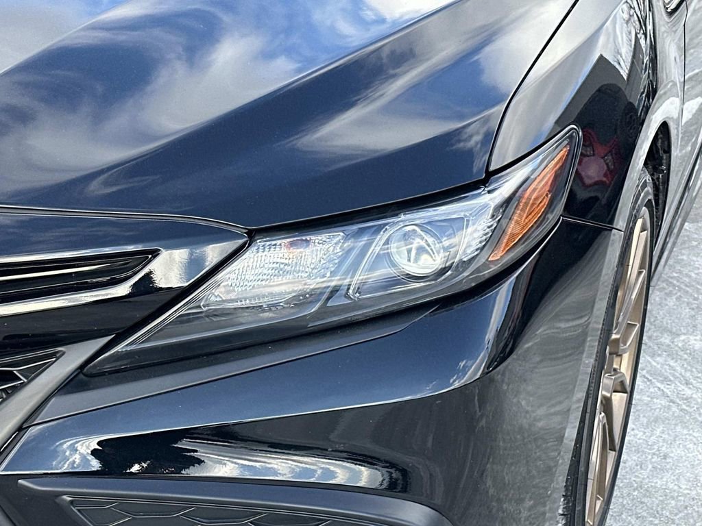 Used 2023 Toyota Camry SE image 8