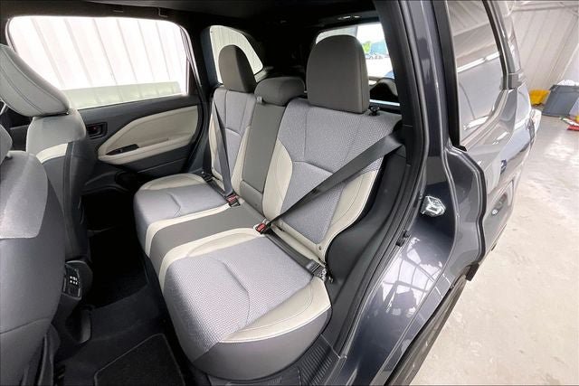 Used 2025 Subaru Forester Premium AWD/4WD image 20