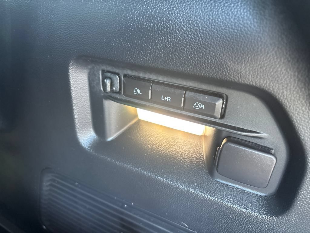 Used 2023 Ford Explorer Timberline w/ Timberline Technology Package AWD/4WD image 18