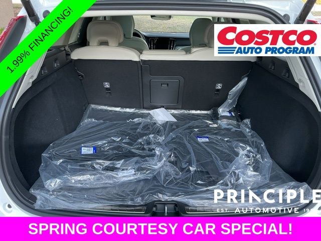 New 2026 Volvo V60 B5 Cross Country Plus w/ Protection Package Premier AWD/4WD image 32