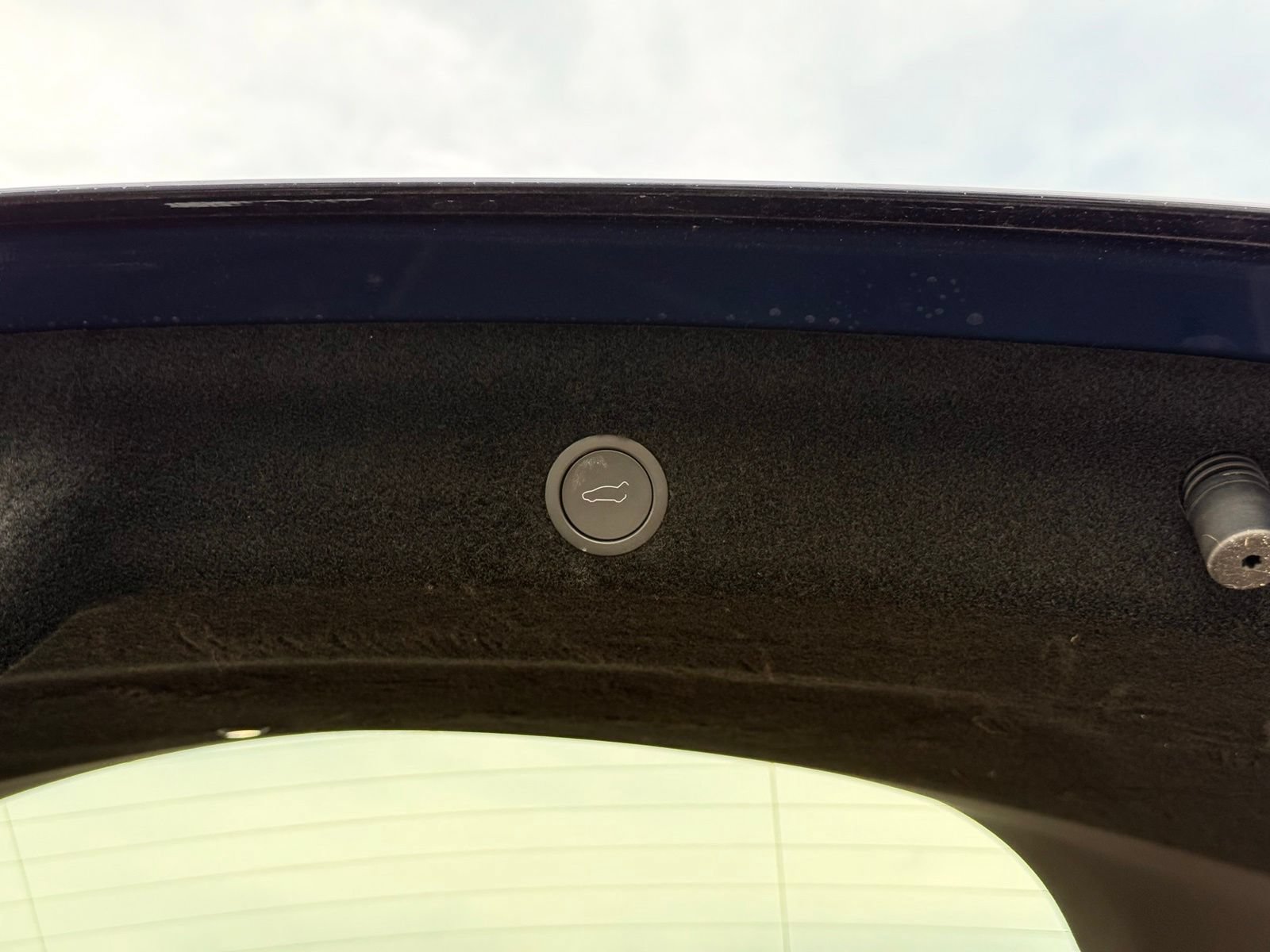 Used 2026 Tesla Model Y 2WD image 26